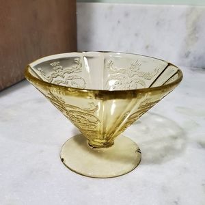 Yellow Depression Dessert Dish